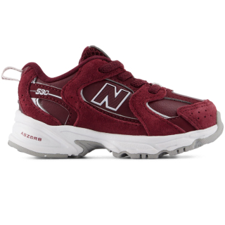 New Balance 530 Mulled Wine White Baby & Peuter Sneaker in zijaanzicht met de neus naar rechts