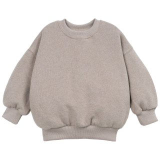 Play Up Sweater Bruin voor jongens met ronde hals, lange mouwen en brede ribboord aan de onderzijde.