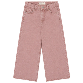 Voorkant van de Charlie Petite Spijkerbroek Wide Isae Pink in 100% katoen met trendy wide leg pasvorm.