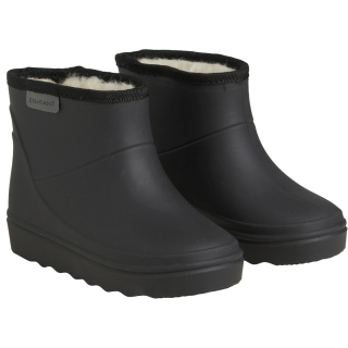 En Fant Thermoboot Short Black Zwart model 6366 in kleur 106 Black, productfoto van het paar korte zwarte winterlaarzen.