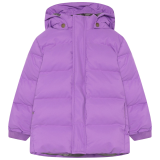 En Fant Winterjas Bellflower Paars model 240459 in kleur 6628 Bellflower, vooraanzicht van de gewatteerde meisjes winterjas met capuchon.